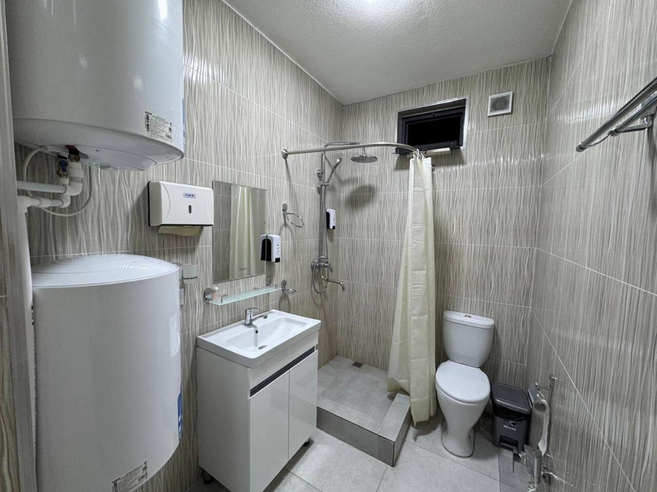 Istanbul Hotel Tashkent Ngoại thất bức ảnh